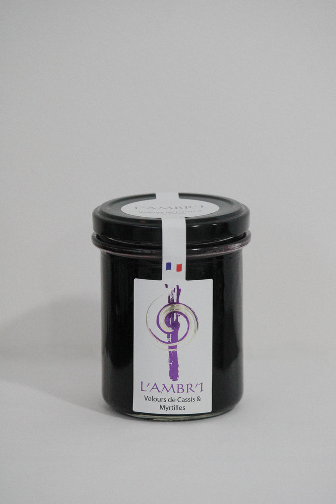 
                  
                    Notre velours cassis et myrtilles et notre nouveauté. C'est une confiture sans morceaux. Ils sauront séduire le palais de gourmands!
                  
                