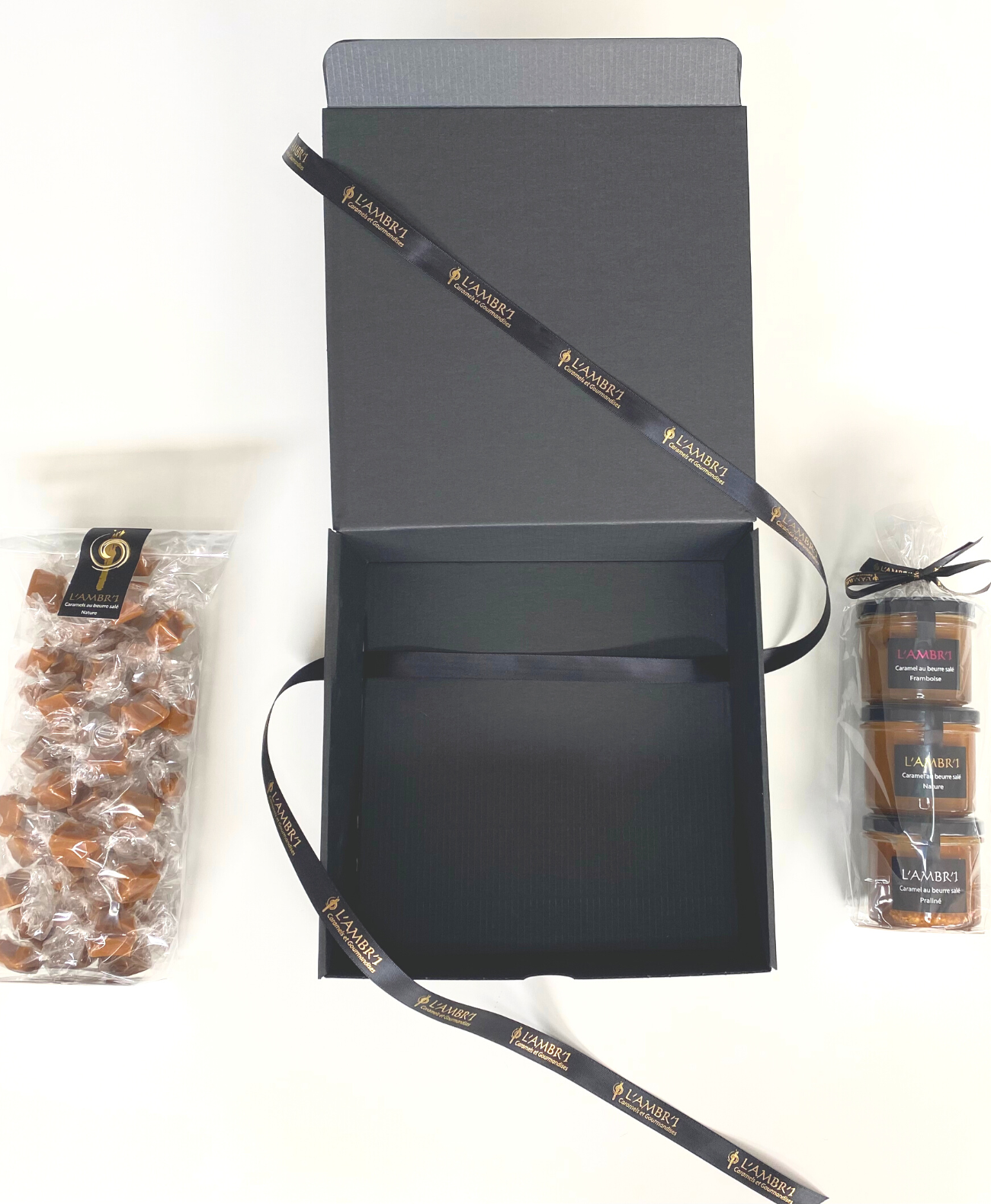 
                  
                    Moyen coffret - à composer par vos soins.
                  
                
